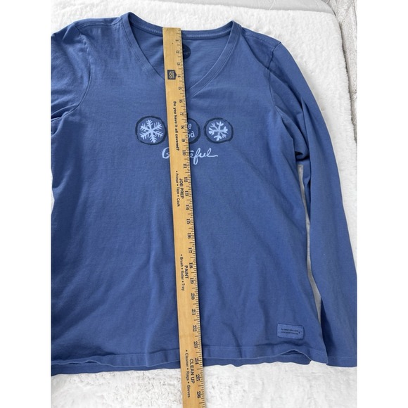 Life is Good Blue Long Sleeve T-Shirt Snowflake Grateful Crusher Tee Size Medium - Picture 8 of 10